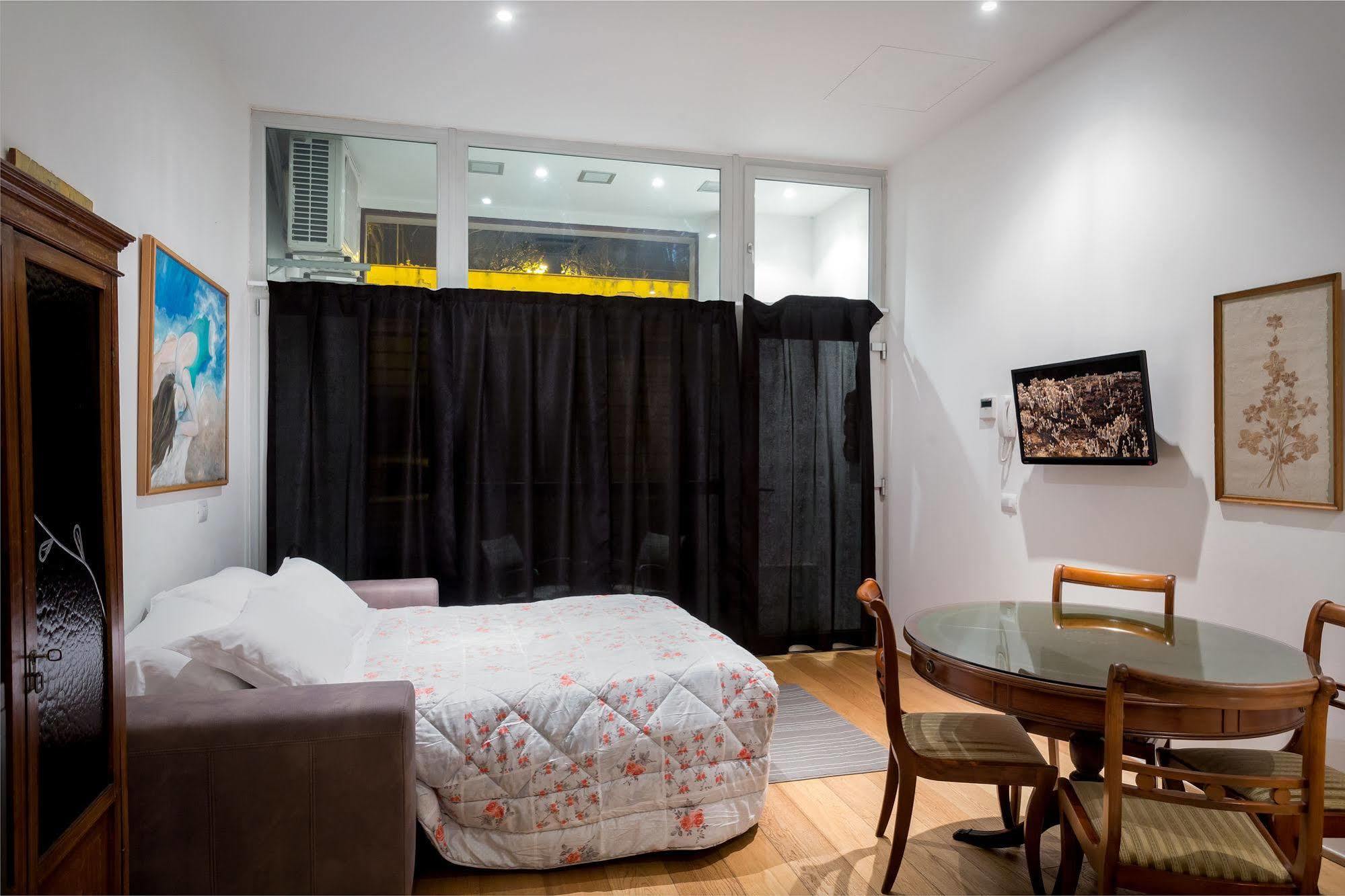 Vintage Aparthotel *