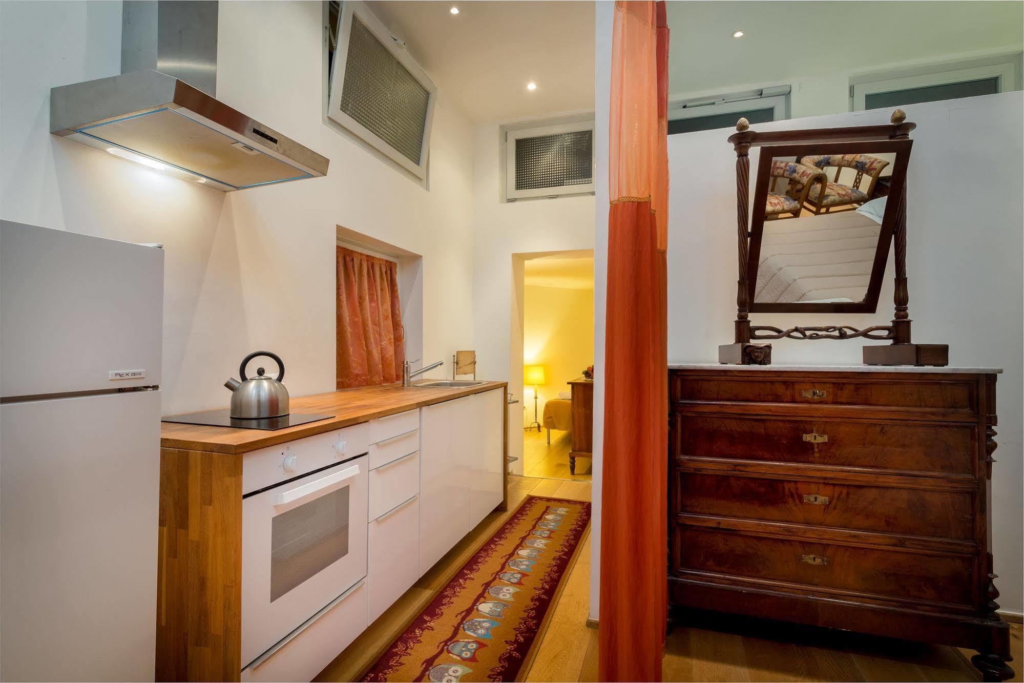 Vintage Aparthotel