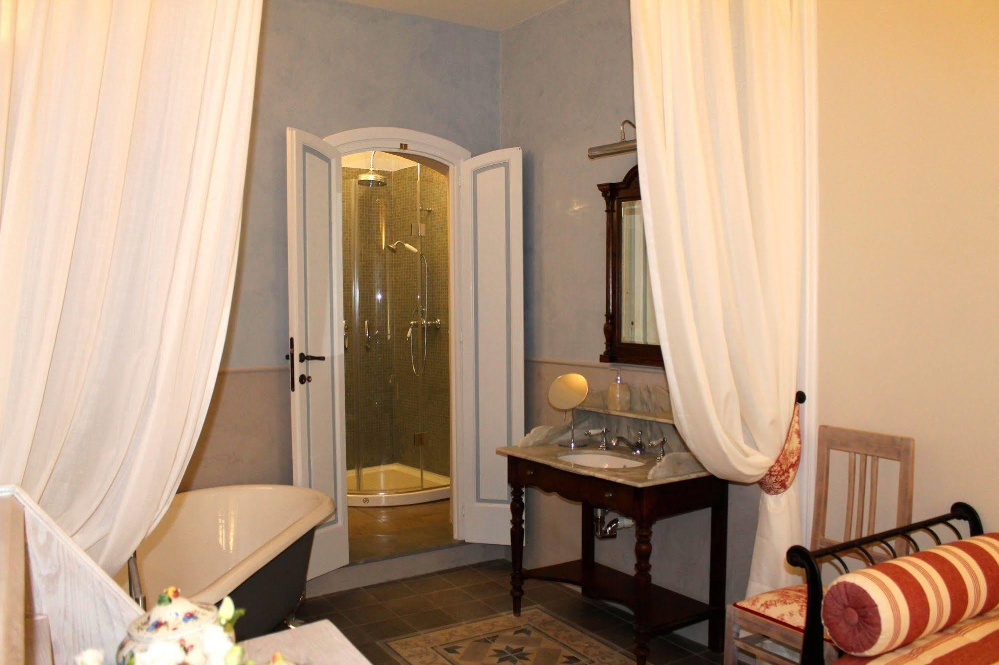Corte Dei Neri Residenza D'epoca Couette-café 3*