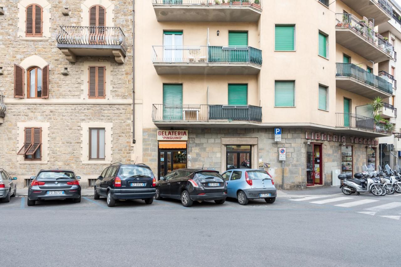 Cool Flat Alberti Lift, Terraces, Free Parking Apartment Florence
