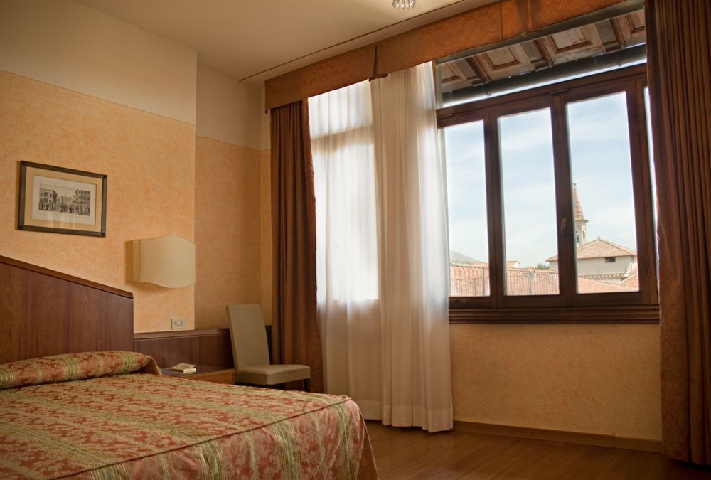 Orto De' Medici Hotel 4*