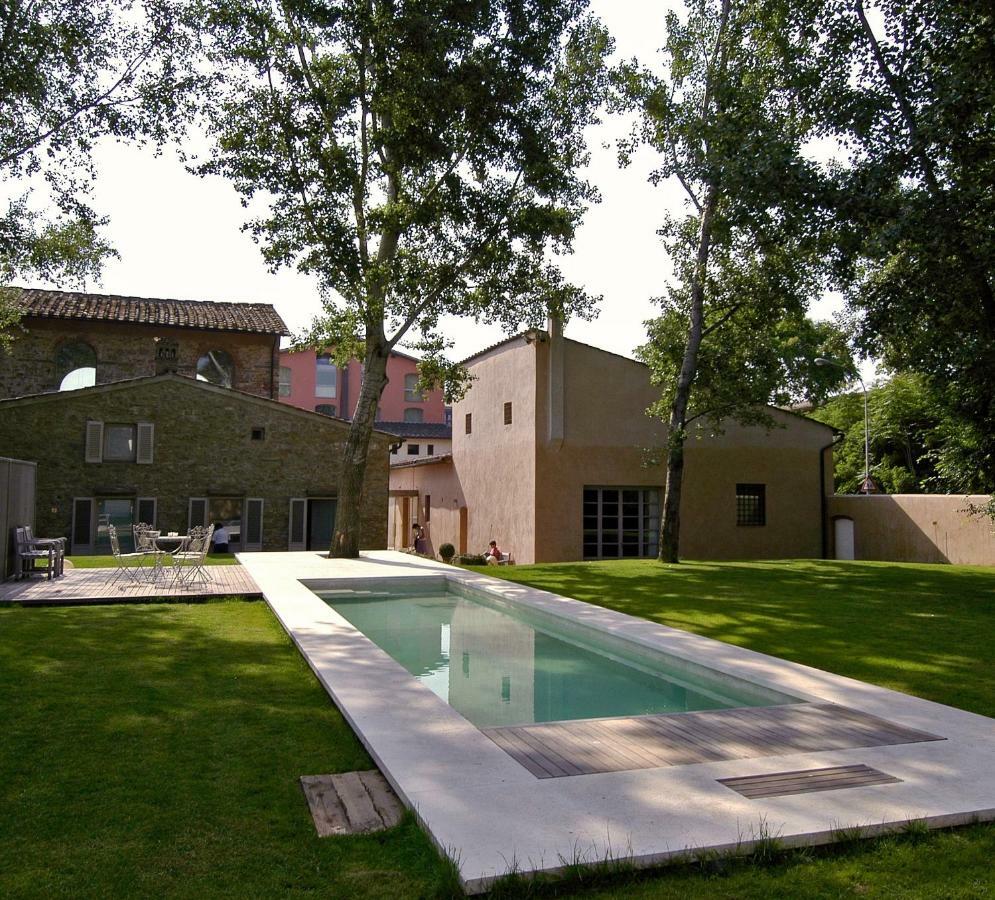 Riva Lofts Aparthotel 4*
