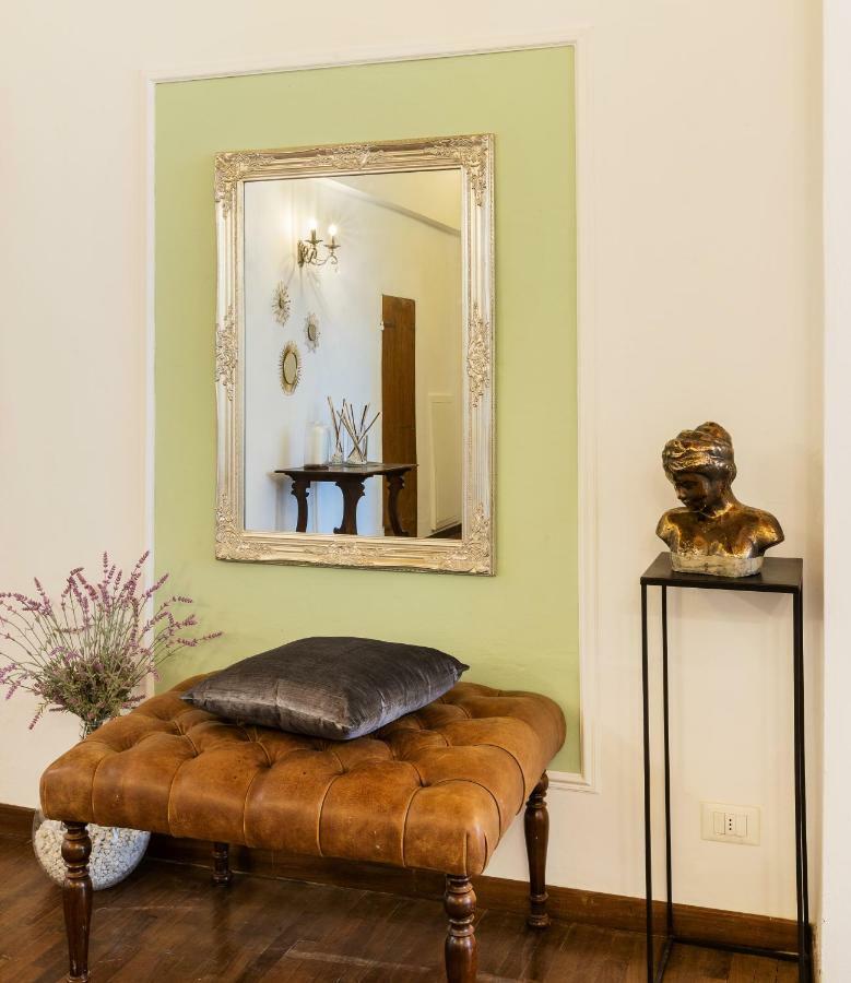Historic Center Palace - Huge 4 Bedrooms Santa Croce - By Likehomeflorence Lejlighed Firenze