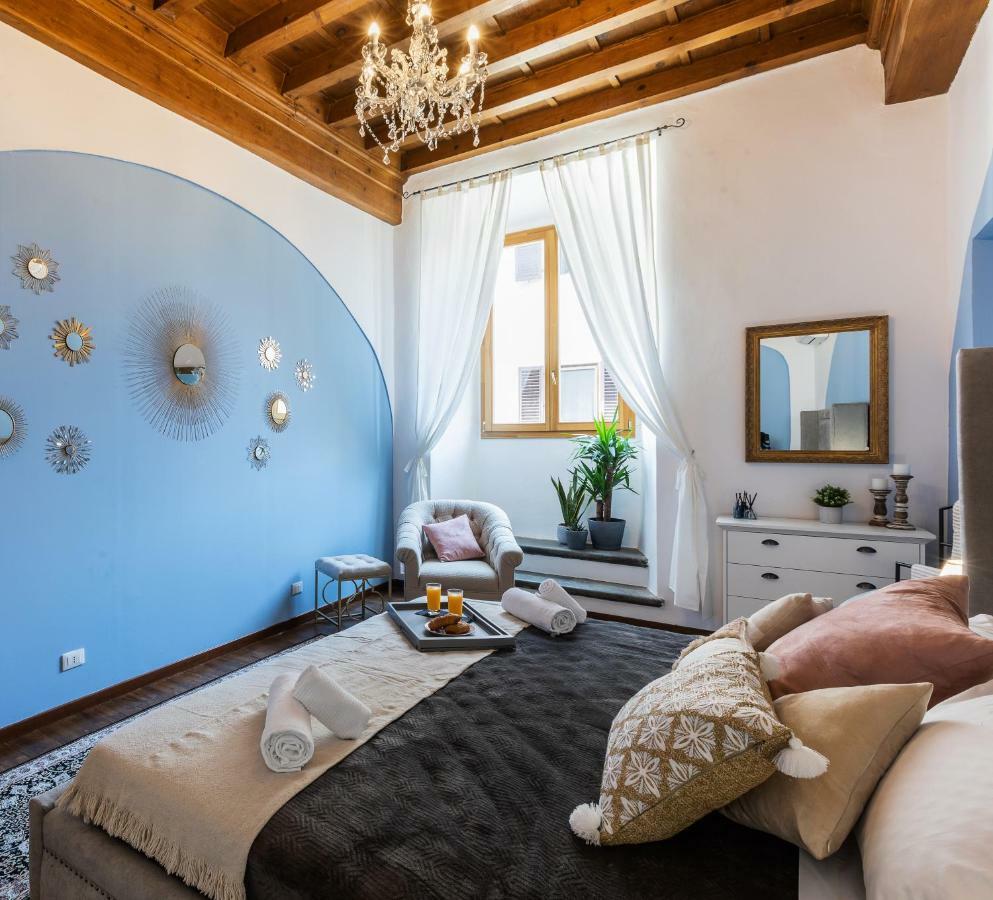 Lejlighed Historic Center Palace - Huge 4 Bedrooms Santa Croce - By Likehomeflorence