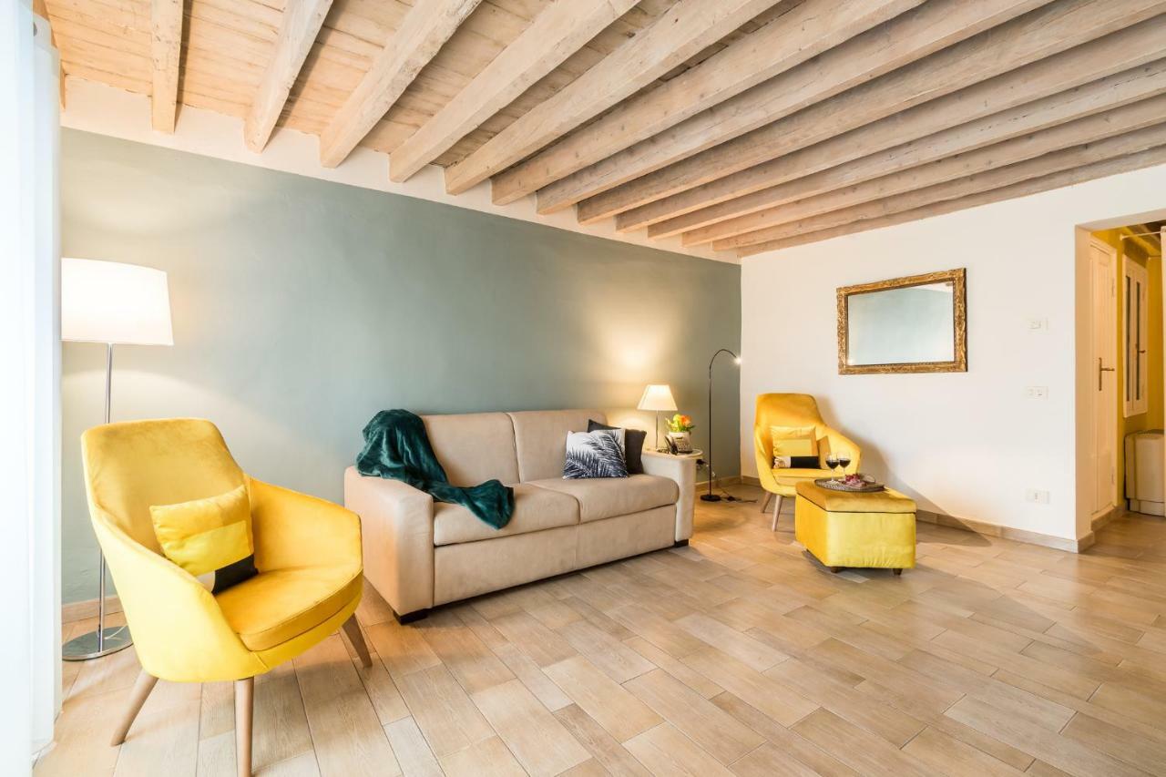 Family Rinascimento Palace Apartment Florence