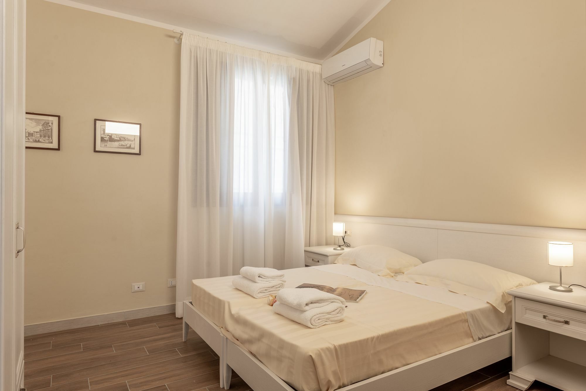 Aparthotel Carra *