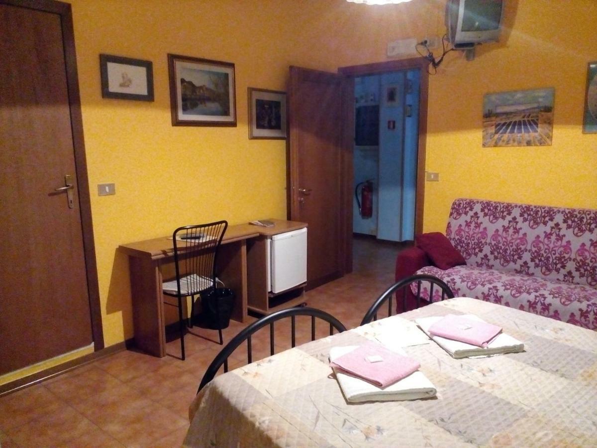 Petrarca Bed & Breakfast *