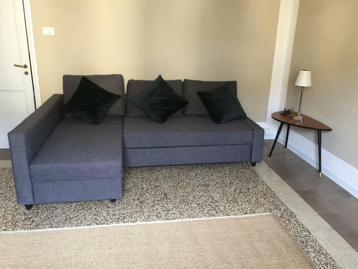 Sirtori 24 Up Apartamento *