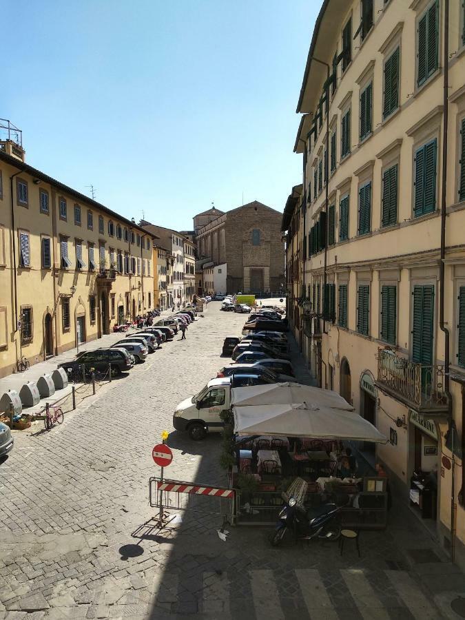 Elegante Panoramica Carmine