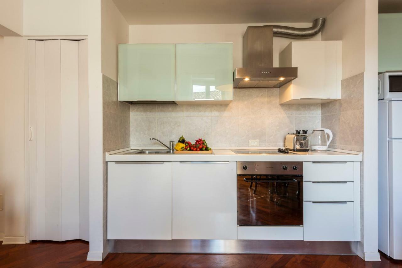 Renovated 19th-century In An Authentic Area Leilighet Firenze