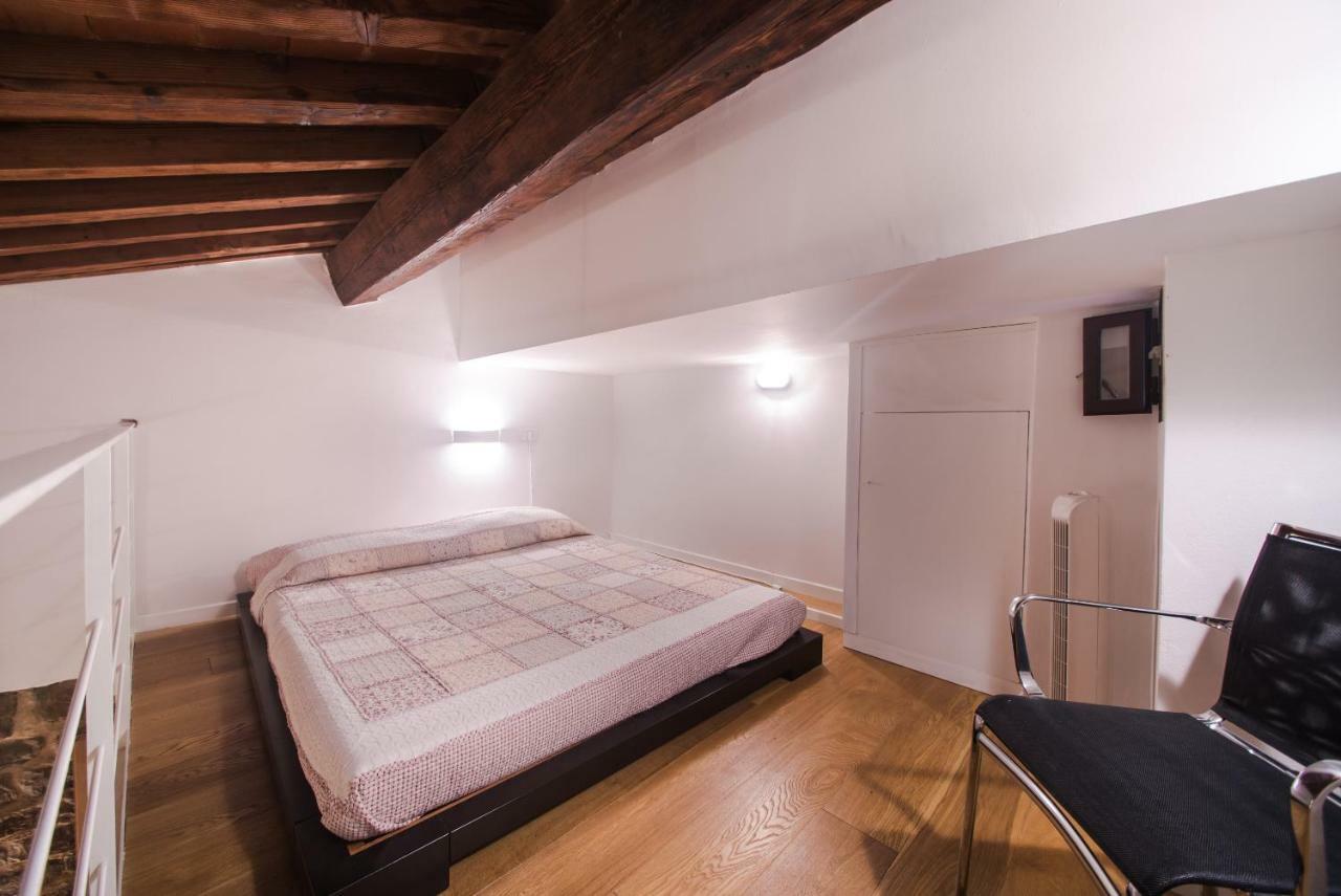 Location In Inviting Lejlighed *