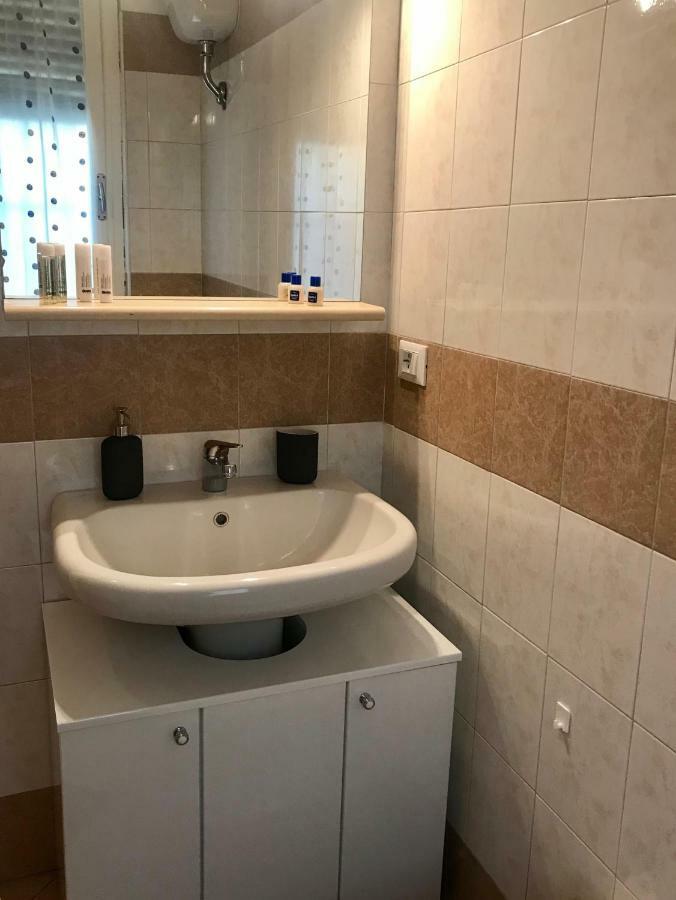 Appartamento Cute Flat - Price - Wi Fi - Ac - Tv