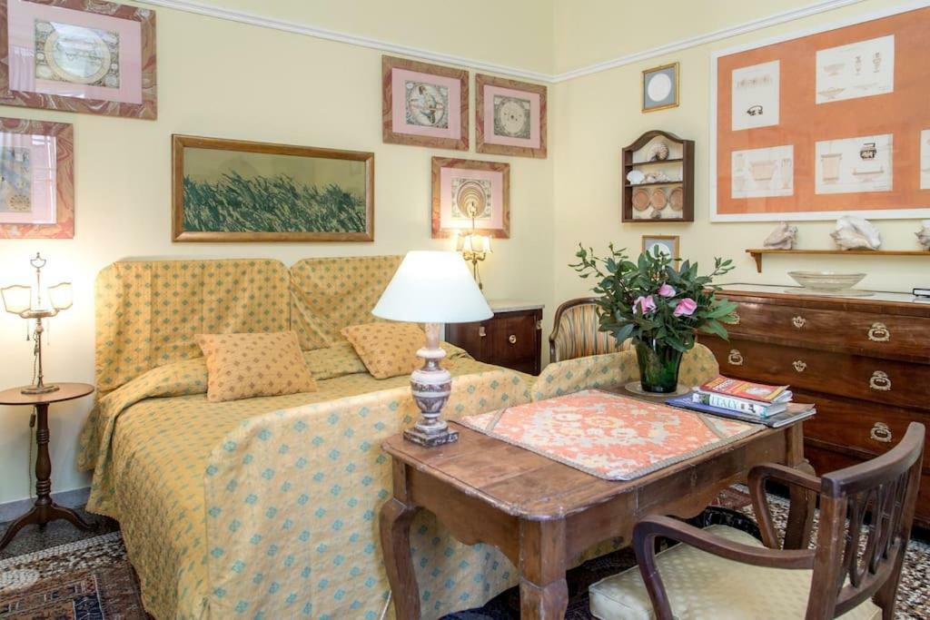 Charme In Sant Ambrogio Bed & Breakfast
