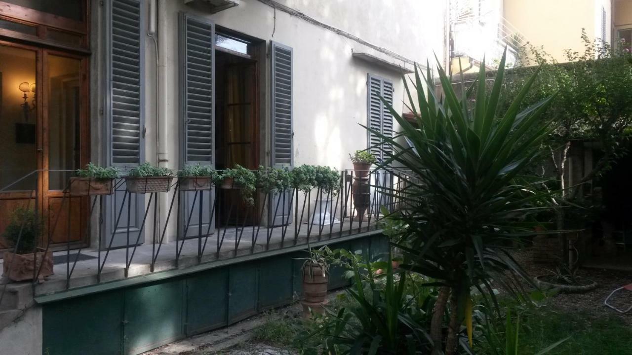 Charme In Sant Ambrogio Bed & Breakfast *