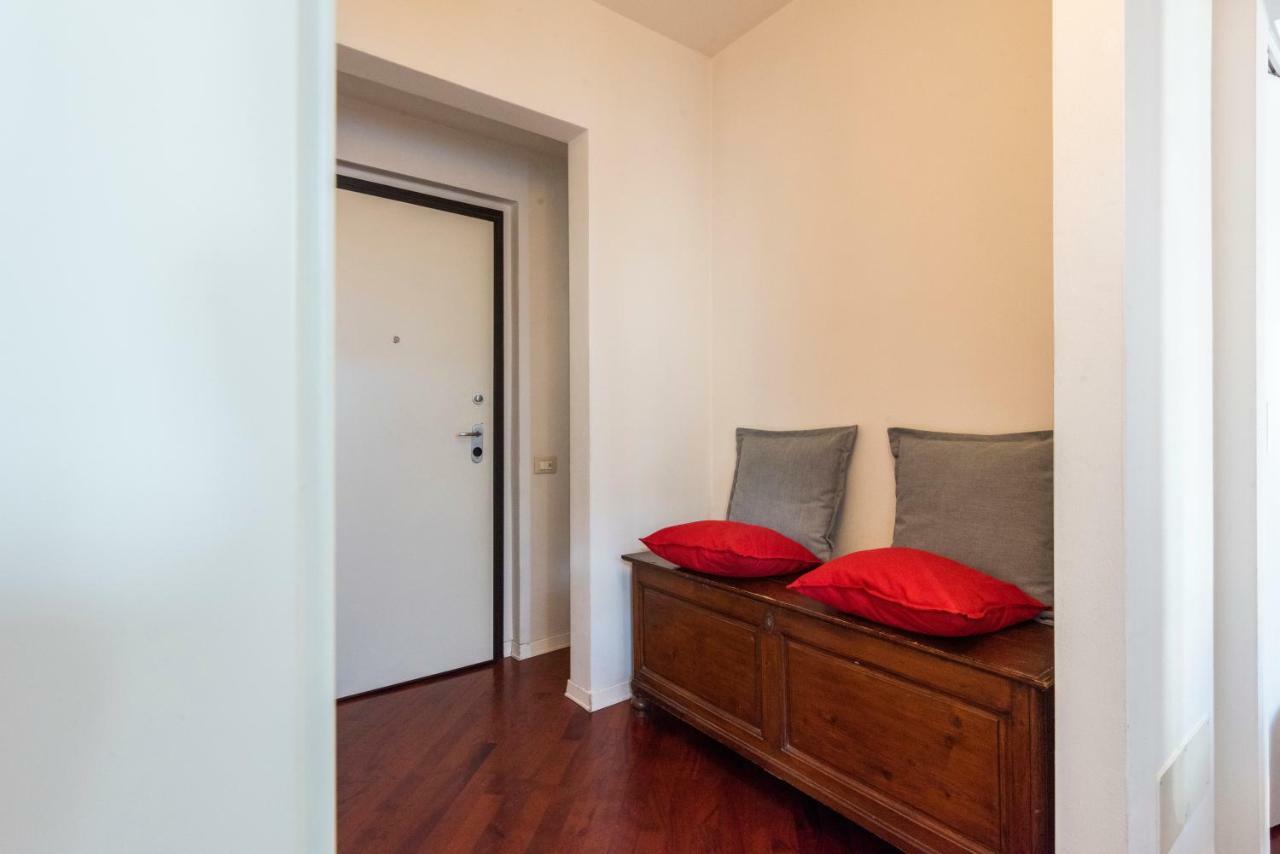 Renovated 19th-century In An Authentic Area Leilighet *
