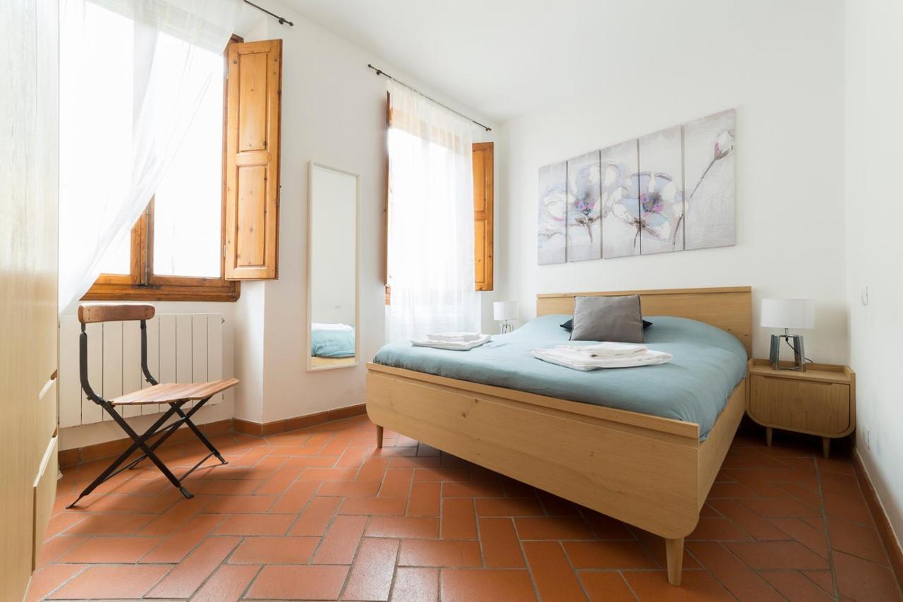 Santa Maria Novella 6 Sleeps Near The Station Appartement