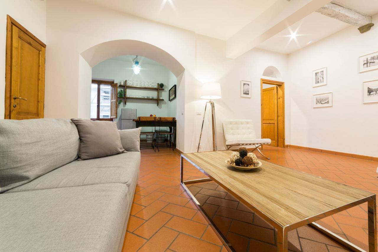 Appartement Santa Maria Novella 6 Sleeps Near The Station