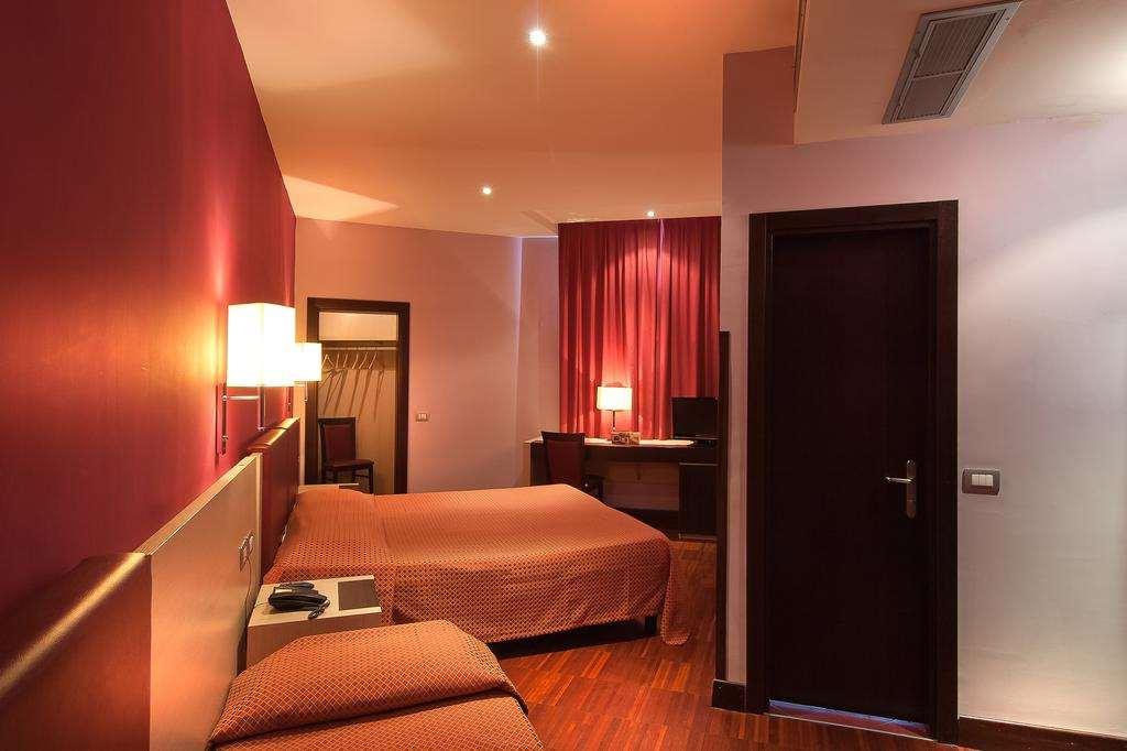 Hotel Leonardo Da Vinci 4*