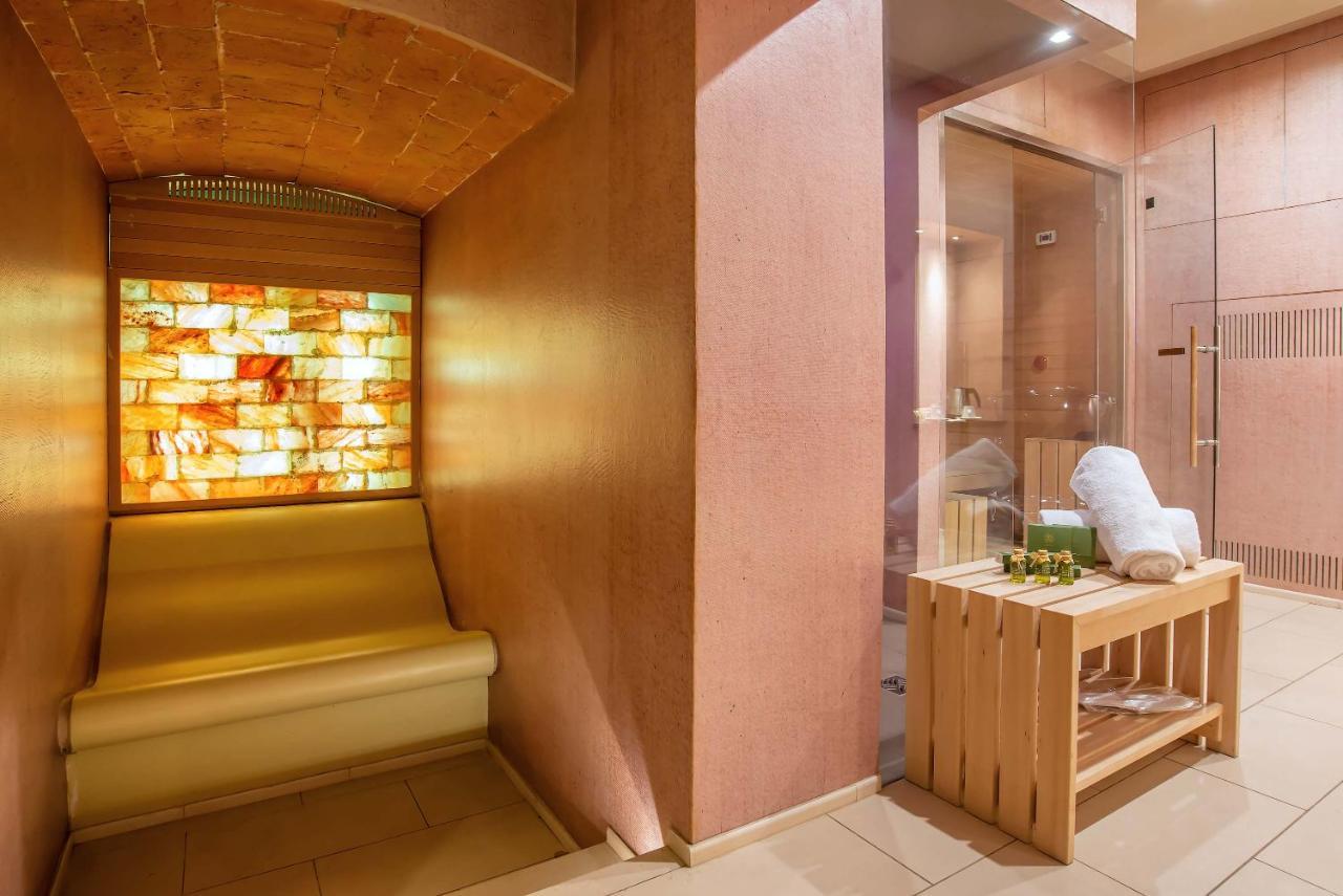Luxury 3*