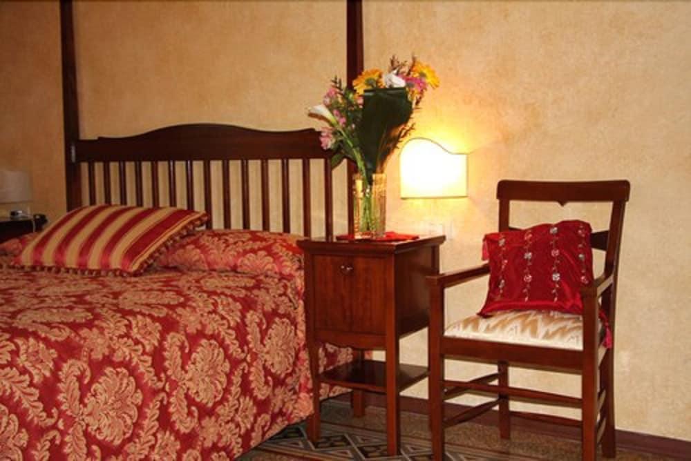 Hotel Tourist House Firenze